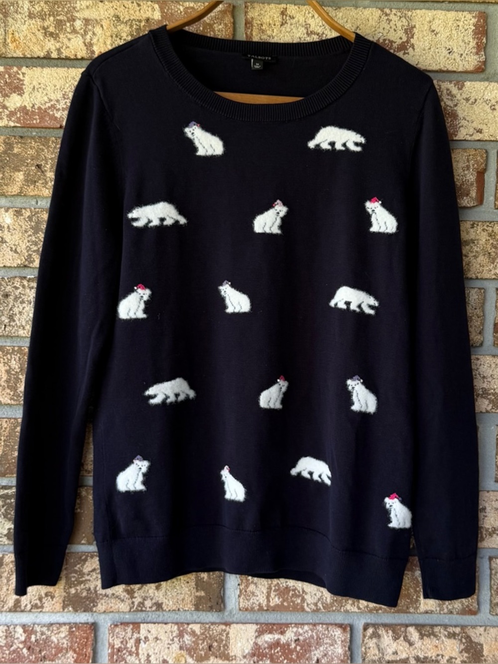 Talbots Christmas Sweater Size Medium Polar Bears So Sweet! Beautiful Condition